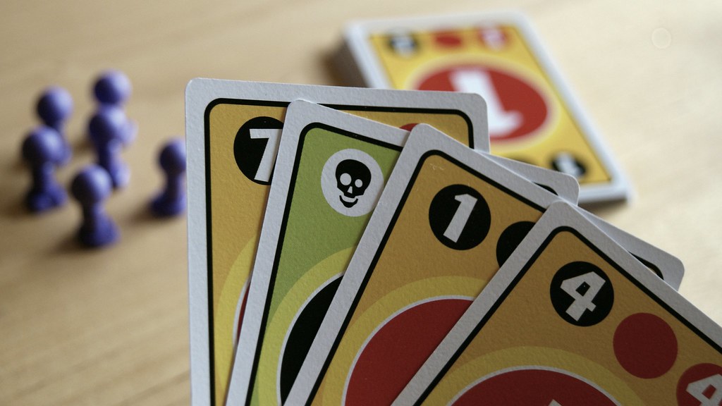 Conquian Card Game